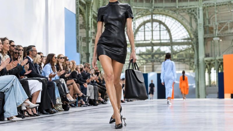 Christopher Kane's Mulberry Debut Turns a Bayswater Flap Into London Fashion Week's Boldest New Logo